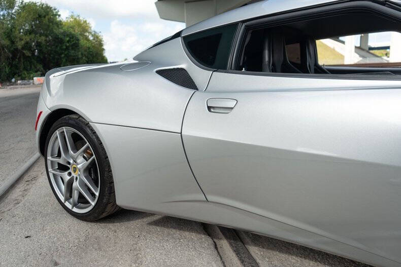 2011 Lotus Evora