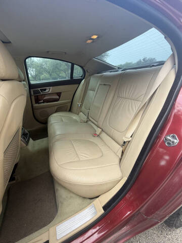 2011 Jaguar XF