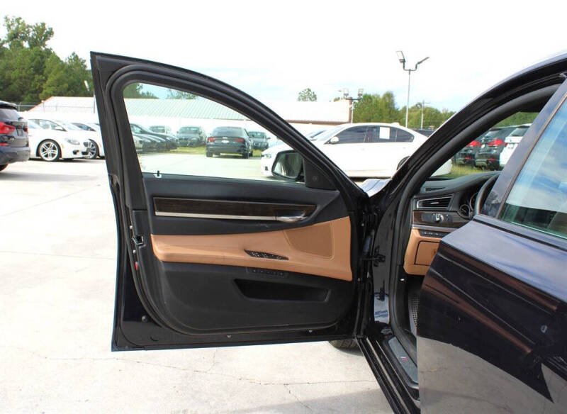 2012 BMW 7 Series 750Li xDrive