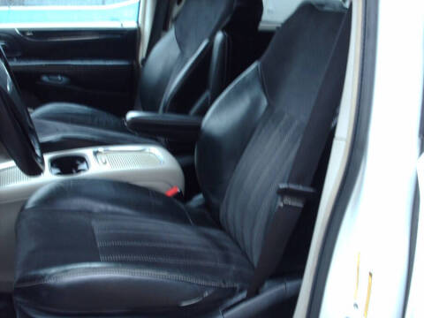 2014 Chrysler Town and Country