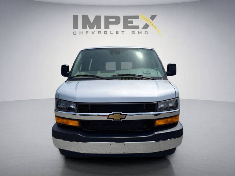2026 Chevrolet Express 2500