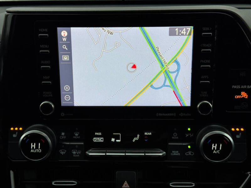 2020 Toyota Highlander Hybrid XLE