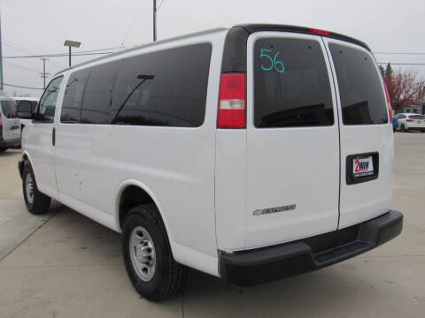 2017 Chevrolet Express LS 2500