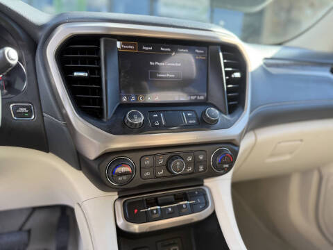 2020 GMC Acadia Denali