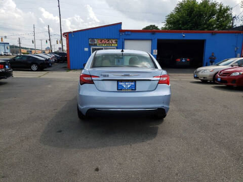 2013 Chrysler 200 Touring