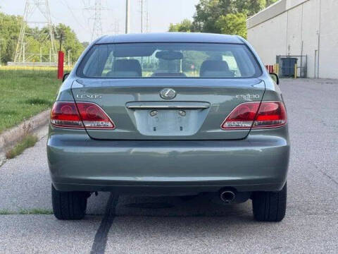 2005 Lexus ES 330