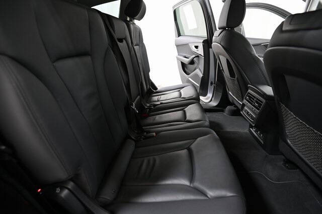 2022 Audi Q7 quattro Premium Plus 55 TFSI