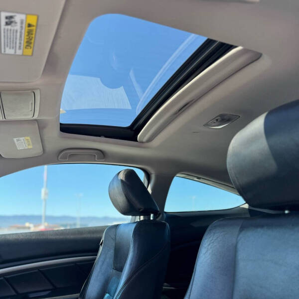 2012 Honda Accord EX-L V6 w/Navi