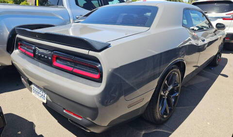 2019 Dodge Challenger SXT