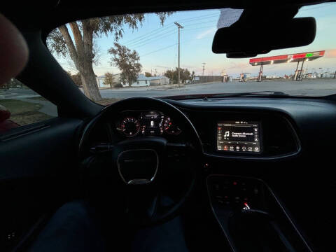 2019 Dodge Challenger SXT