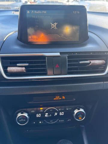 2016 Mazda MAZDA3 i Touring