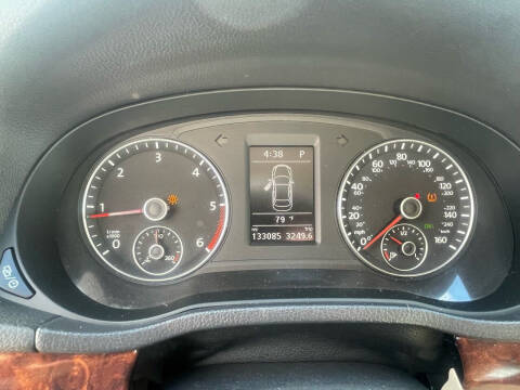 2013 Volkswagen Passat TDI SEL Premium