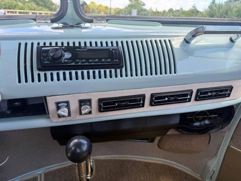 1972 Volkswagen Bus