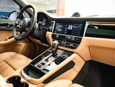 2023 Porsche Macan S