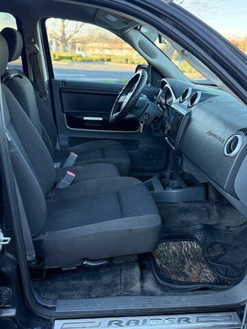 2007 Mitsubishi Raider LS