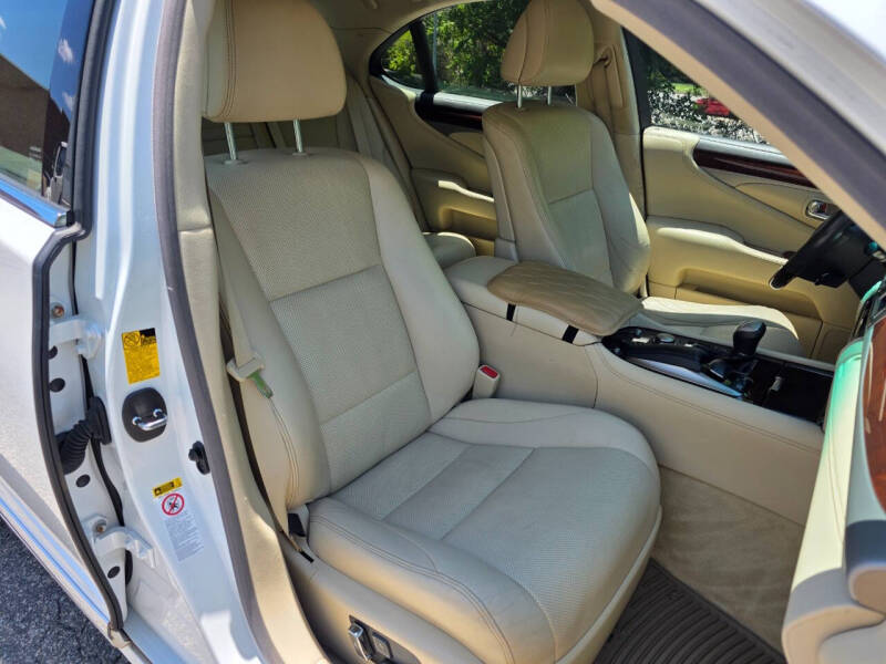 2014 Lexus LS 460