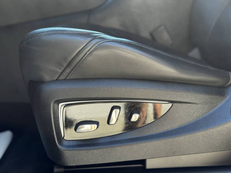 2016 Cadillac Escalade Premium Collection