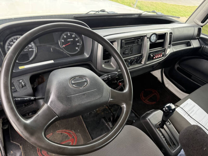 2020 Hino 258