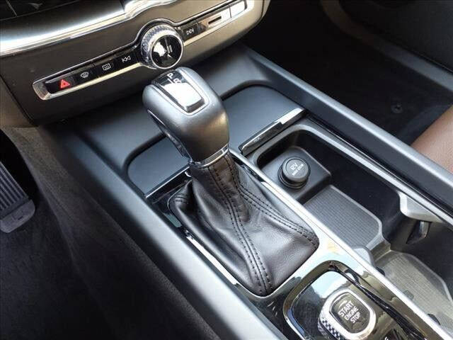 2019 Volvo XC60 T6 Momentum