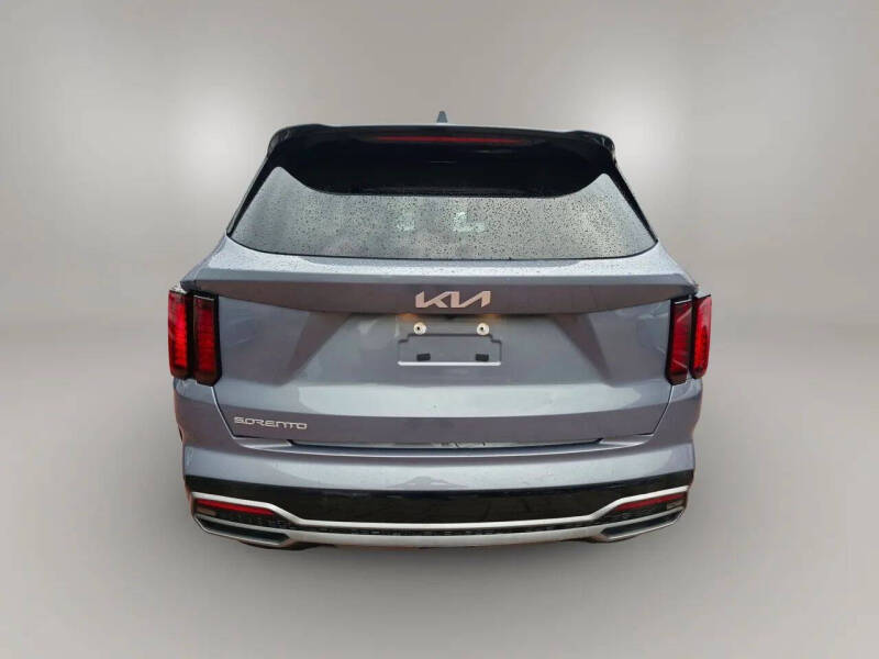 2023 Kia Sorento S