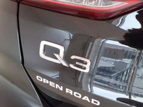 2025 Audi Q3 quattro S line Prem Plus 45 TFSI