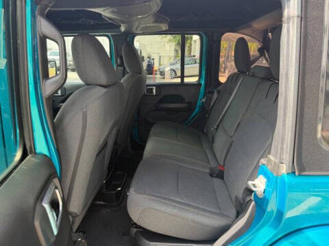 2024 Jeep Wrangler Sahara 4xe