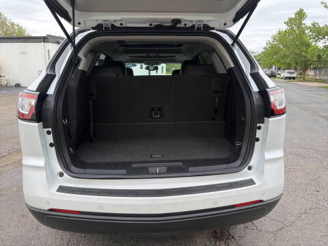 2017 Chevrolet Traverse LT