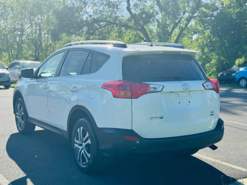 2014 Toyota RAV4 LE
