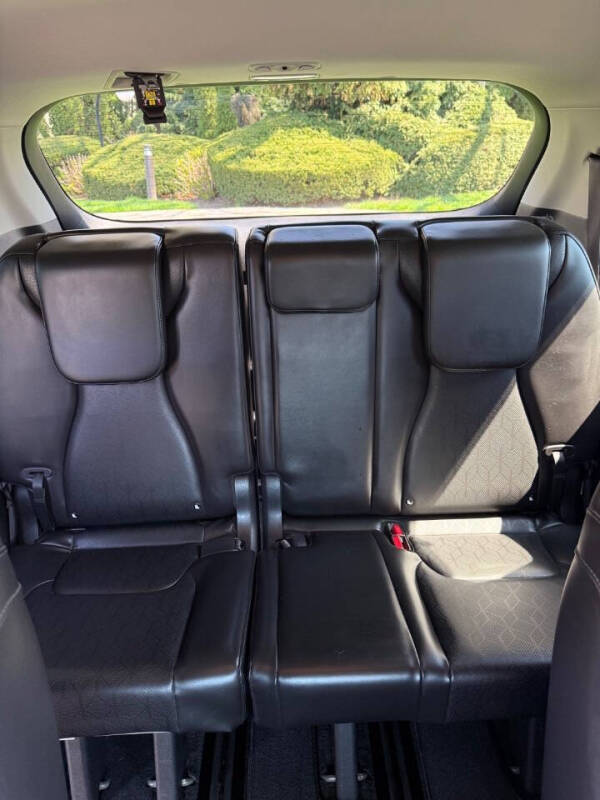 2022 Kia Carnival EX