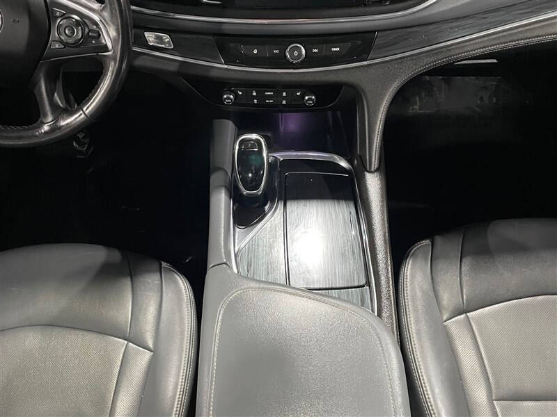 2020 Buick Enclave Essence