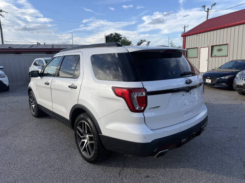 2017 Ford Explorer Sport