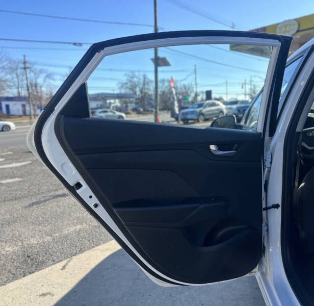 2018 Hyundai Accent SE