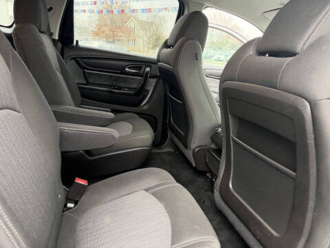 2017 Chevrolet Traverse LT