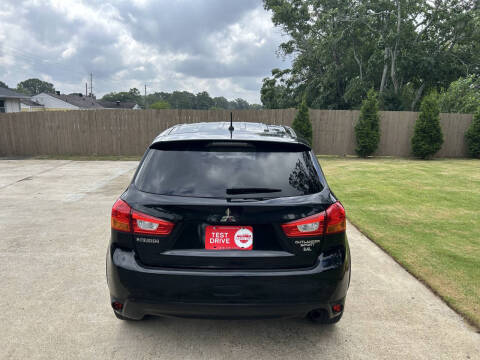 2016 Mitsubishi Outlander Sport 2.4 ES