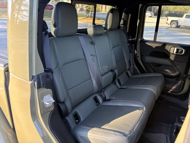 2025 Jeep Gladiator Mojave