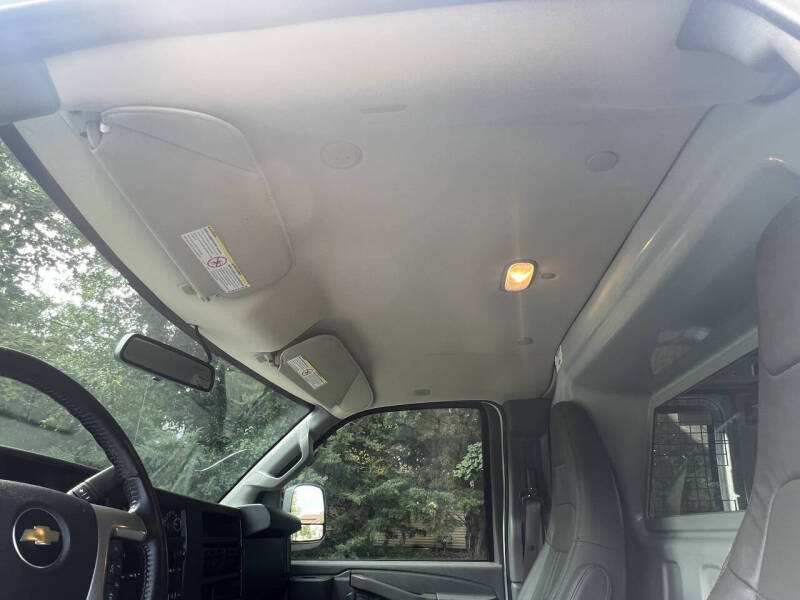 2019 Chevrolet Express 2500