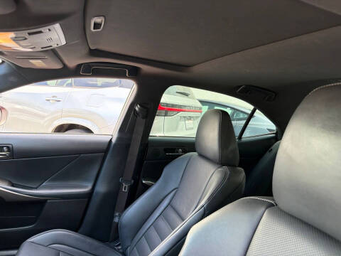 2016 Lexus IS 350