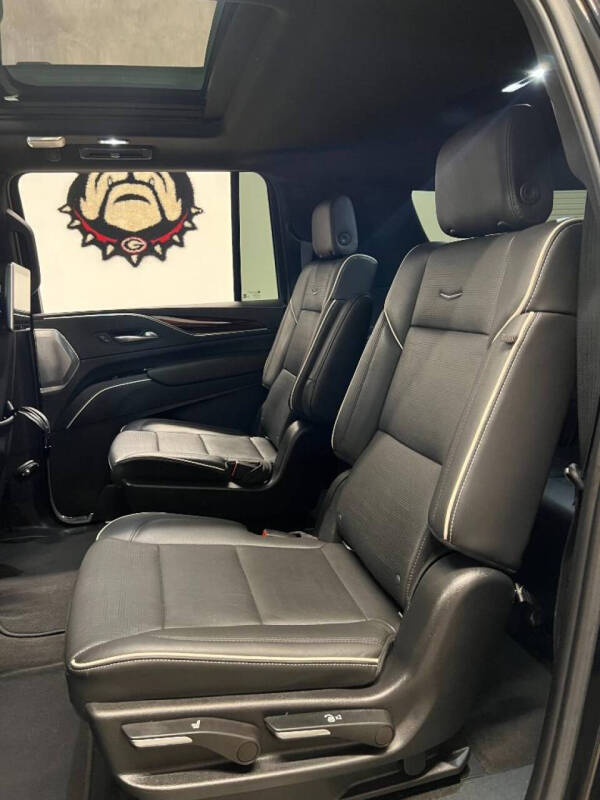 2022 Cadillac Escalade ESV Premium Luxury