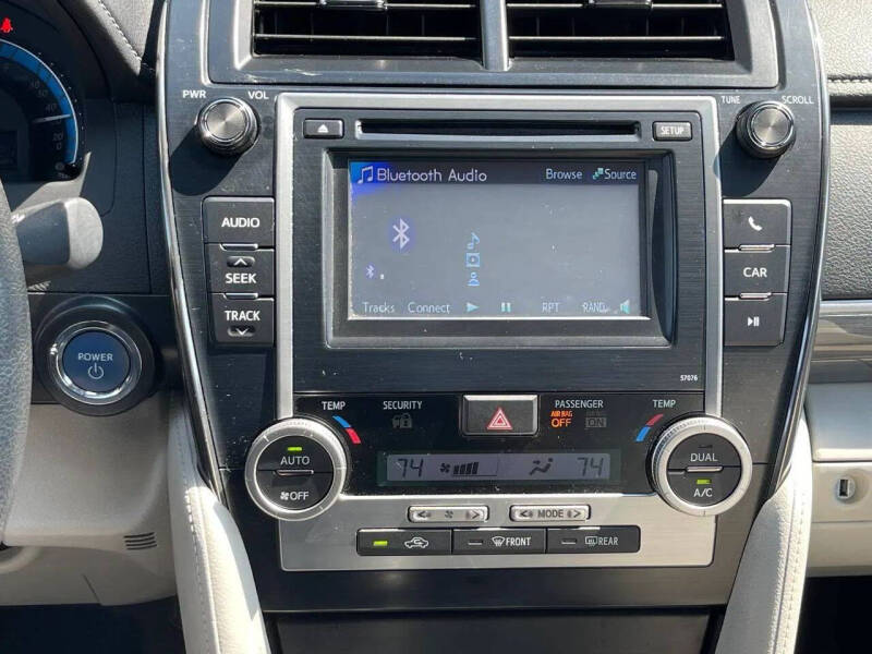 2014 Toyota Camry Hybrid