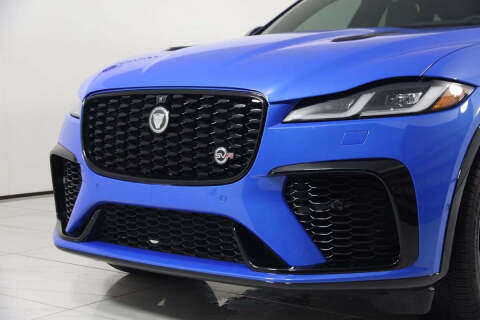 2024 Jaguar F-PACE SVR