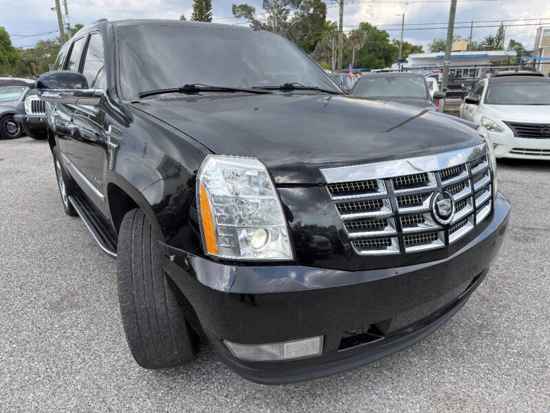 2010 Cadillac Escalade Luxury