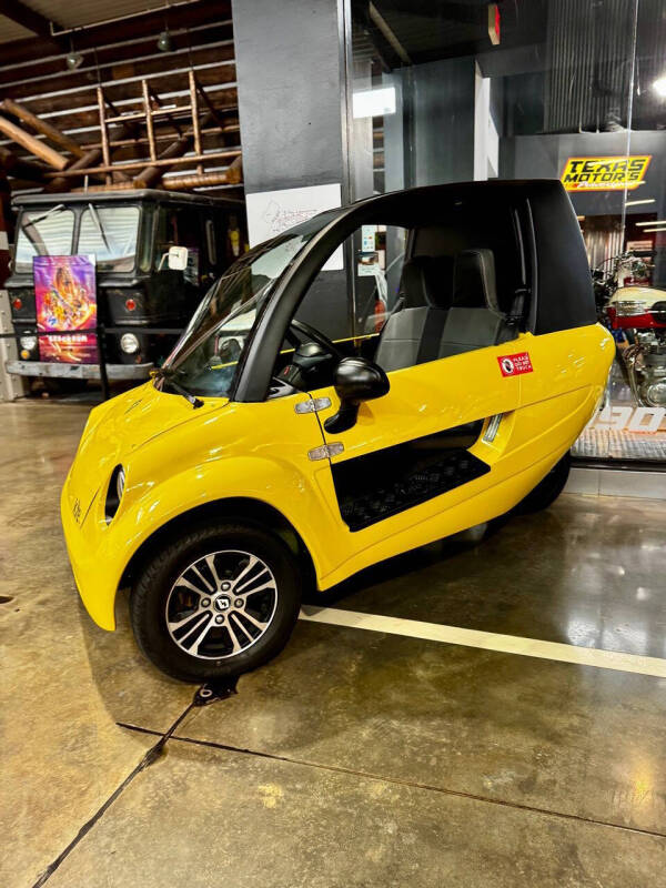 2024 KITE SHUTTLE EV TRIKE 55 MPH 90 MIL