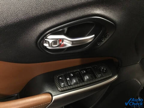 2019 Jeep Cherokee Overland