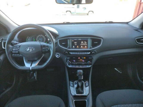 2017 Hyundai Ioniq Hybrid SEL