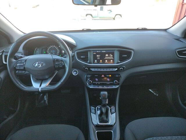 2017 Hyundai Ioniq Hybrid SEL