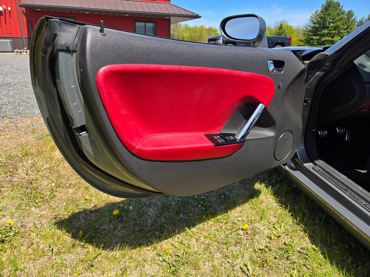 2007 Saturn SKY 83