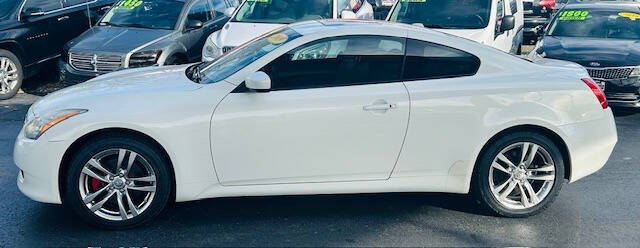 2009 Infiniti G37 Coupe x