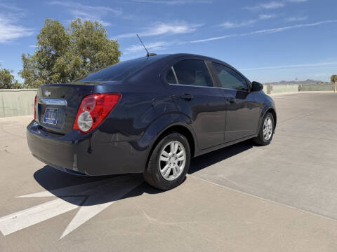 2016 Chevrolet Sonic LT Auto
