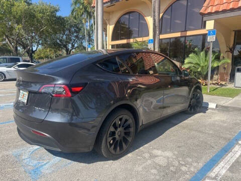 2024 Tesla Model Y Long Range