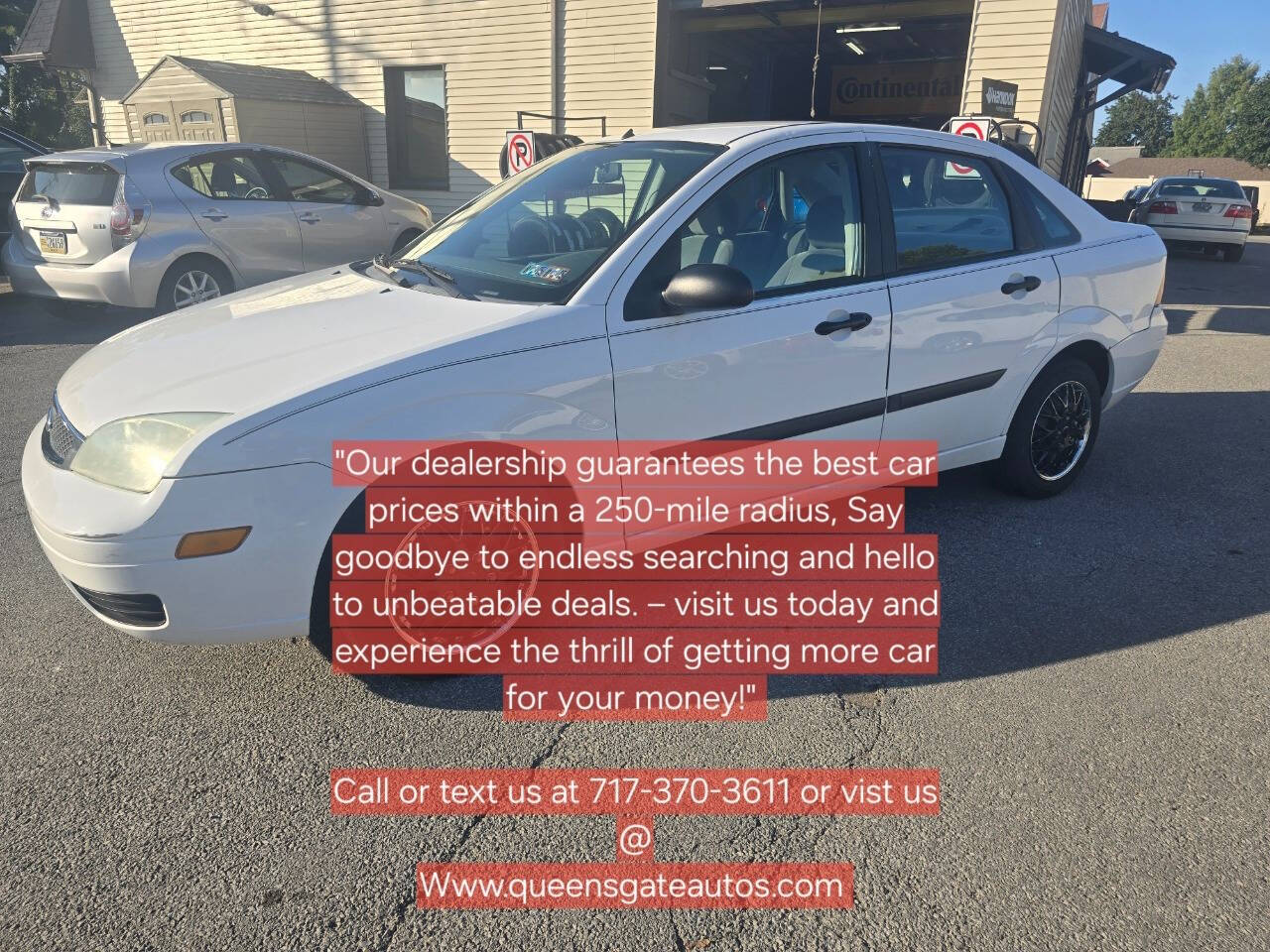 2005 Ford Focus for sale at QUEENSGATE AUTO SALES in York, PA